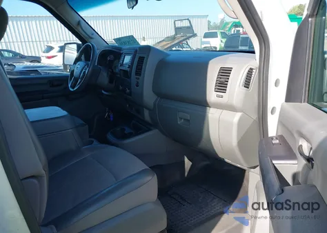 2020 Nissan Nv Cargo Nv2500 Hd Sv Standard Roof V8 from USA, damaged, VIN 1N6AF0KY0LN811839